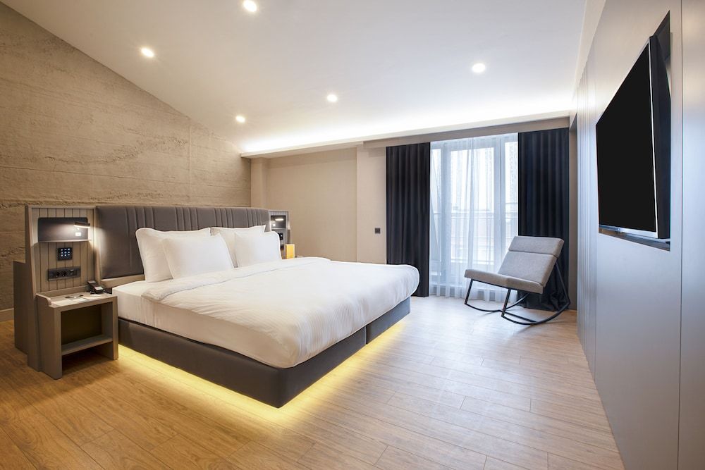 Smart by Dedeman Eskisehir Deluxe Suit King City View Room 3