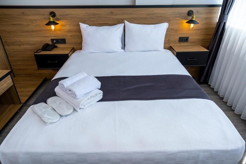 Comfort Center Standard Room 6