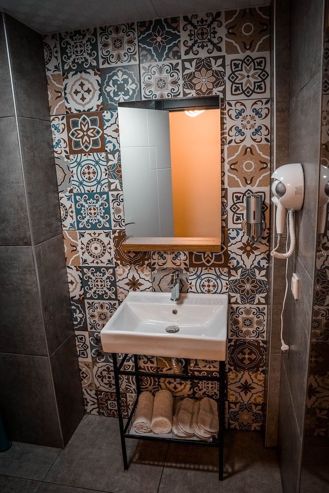 ND Suite Business Room 13