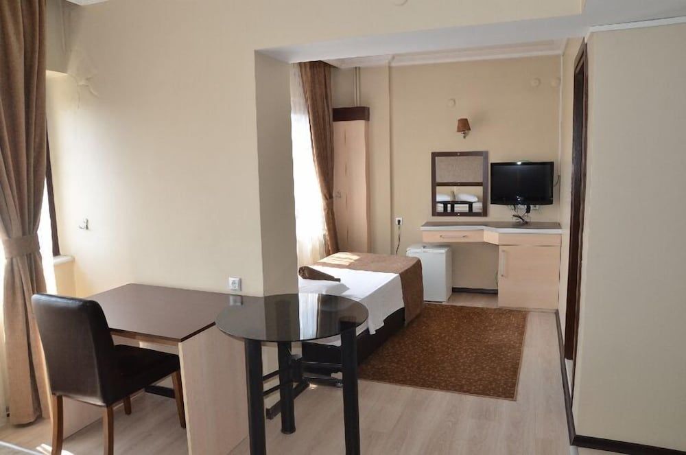 Napa Otel Standard Triple Room 4