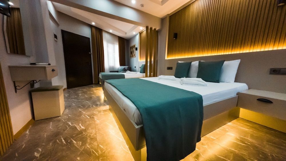 Pamukkale Apollon Garden Family Quadruple Room, 1 Bedroom, Non Smoking, Pool View