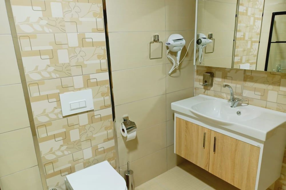 Dinamik Otel Standart Suit Room 3