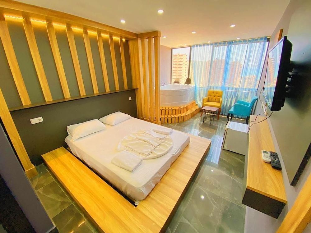 VM Resort Luxury Room 3