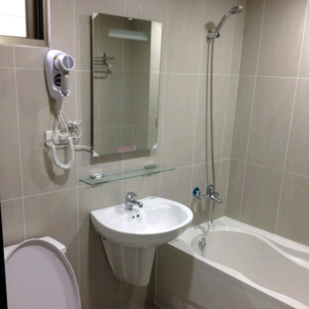 Vanilla Inn Business Suite, Multiple Bedrooms, City View, Tower 2