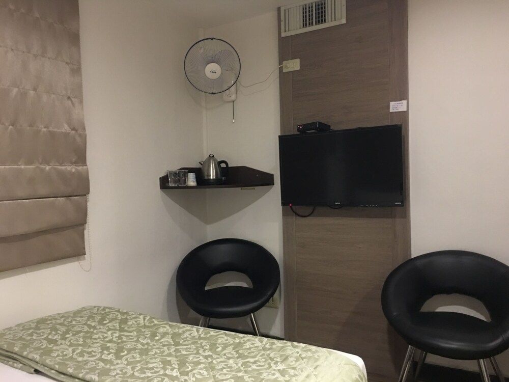 undefined HUA CHUN LIN Hotel 9