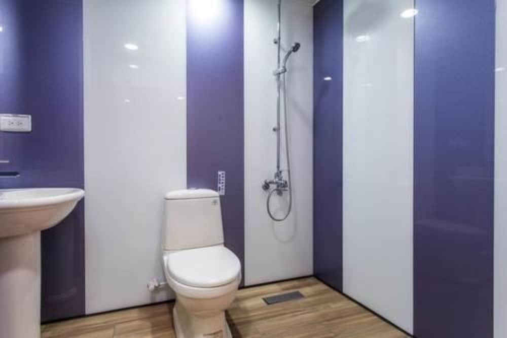 undefined Gen Product B&B 10