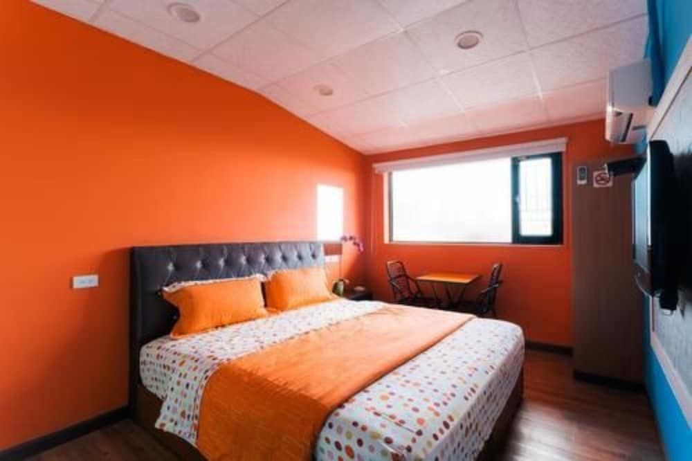 undefined Gen Product B&B 9