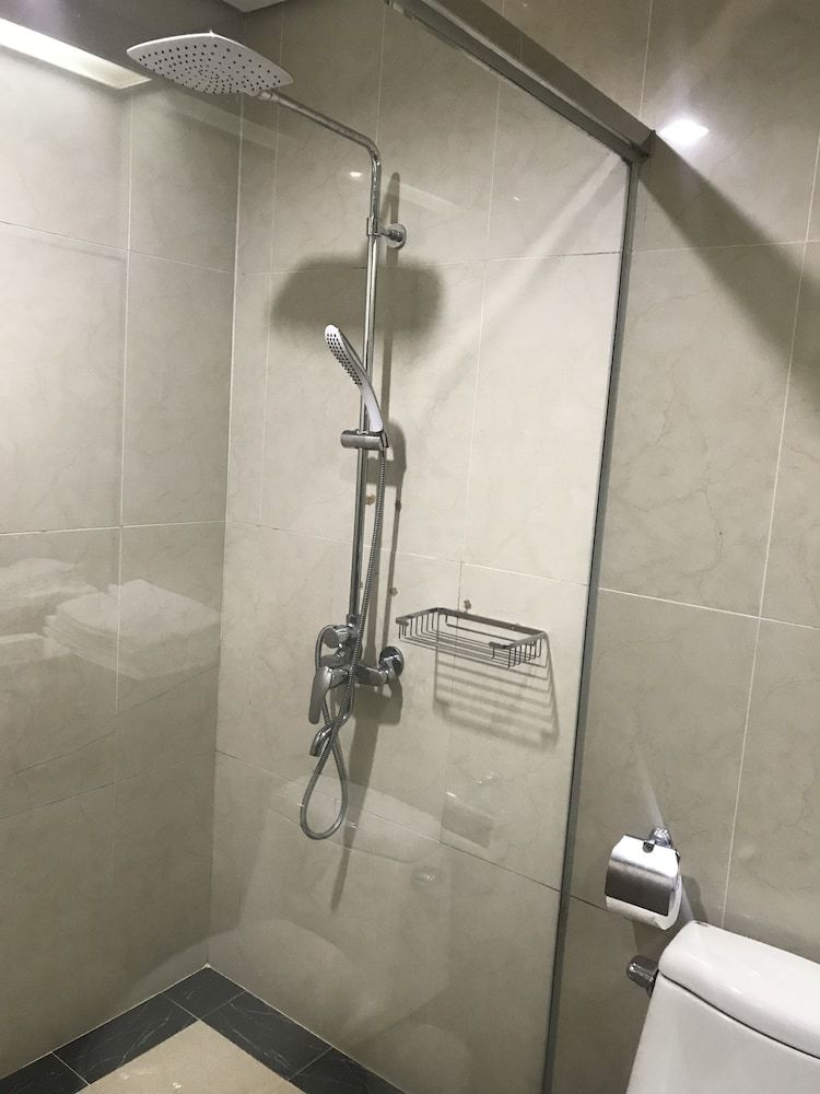 undefined Gin Lon Lake motel 9