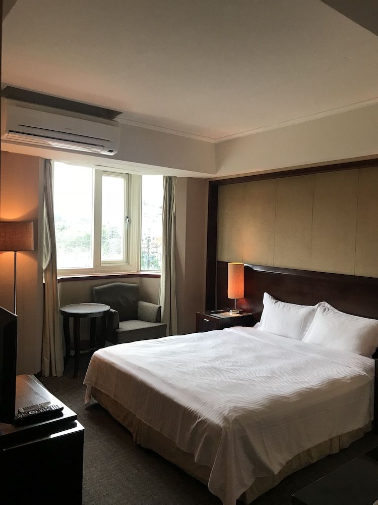 Gin Lon Lake motel Superior Double Room 4