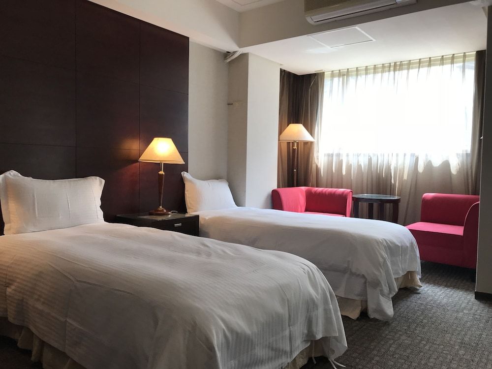 undefined Gin Lon Lake motel 5