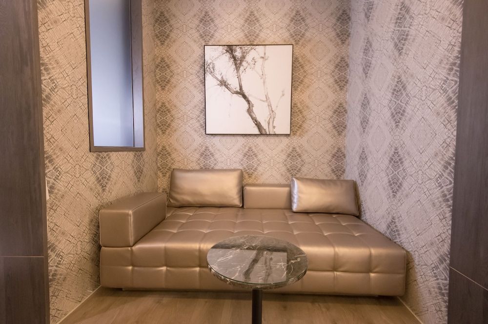 Classic Suite (Check in after 21:00)