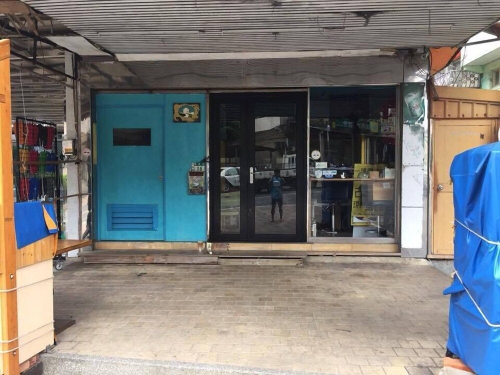 undefined Being Outdoor B & B 4