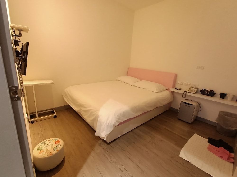 undefined Sin Wu Fu Hotel 4