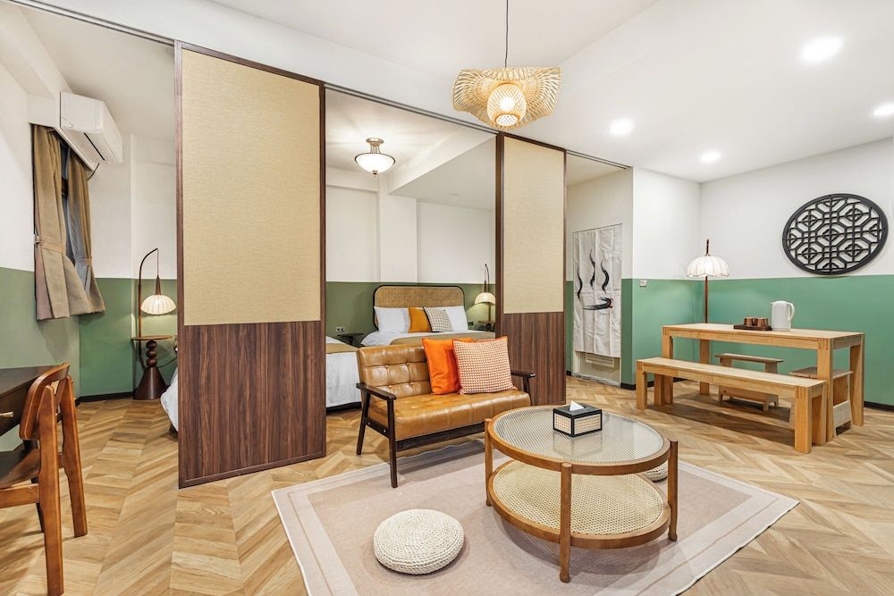 undefined Nostalgic Inn