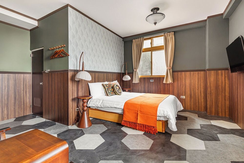 undefined Nostalgic Inn 9