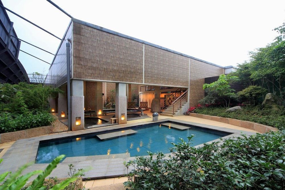 undefined Jin Yong Quan Spa Hotspring Resort 8