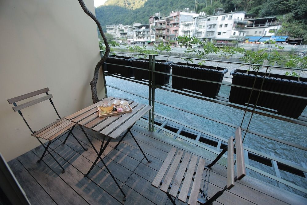 Wulai Shui An Hot Spring House Double Room 2