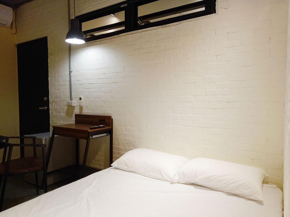 undefined Chi House 4