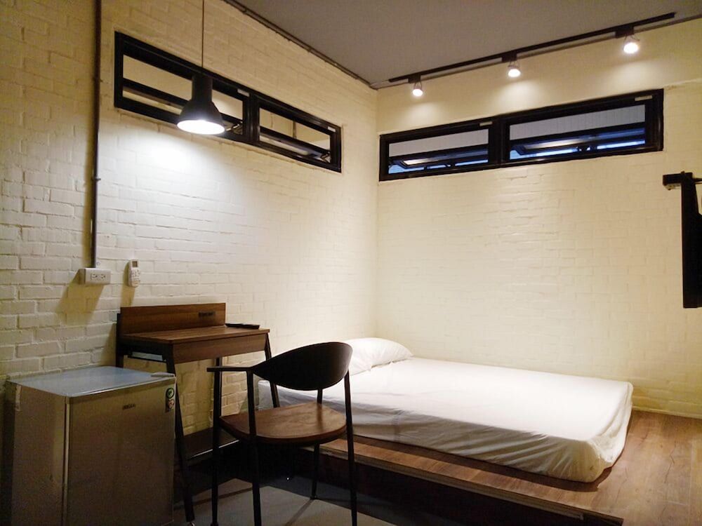 undefined Chi House 5