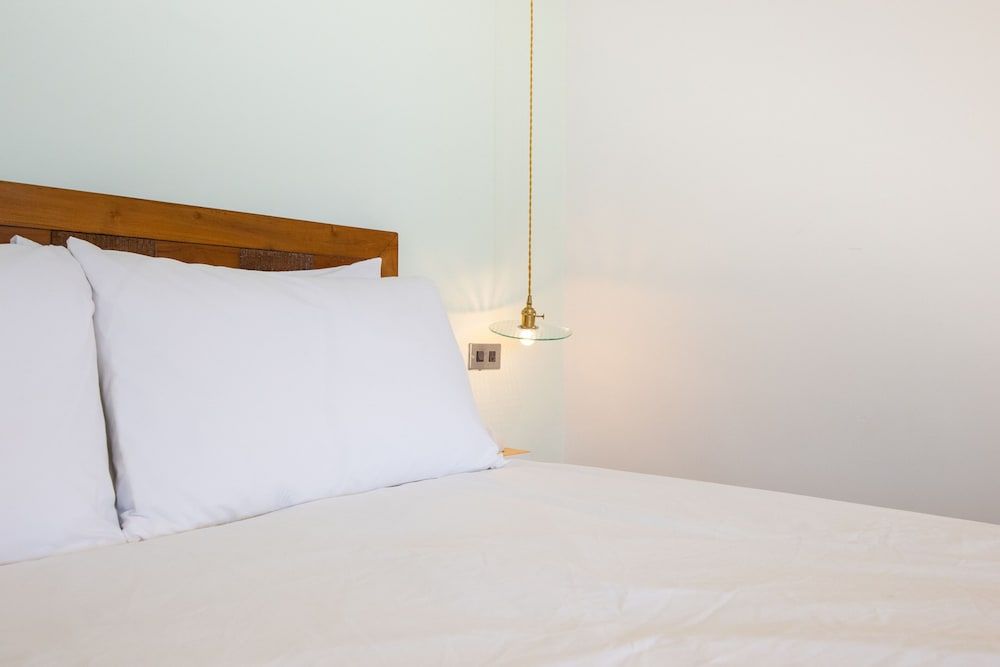 undefined OwlStay Jiufen Green Ray 10