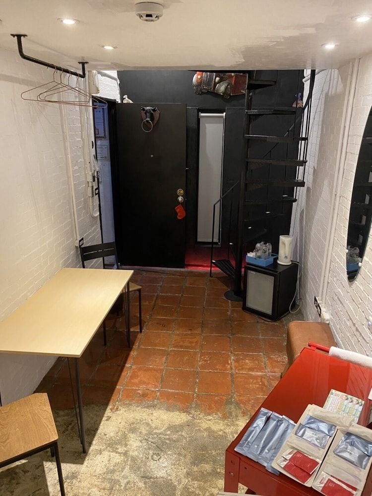 Classic Loft, 2 Queen Beds, Non Smoking