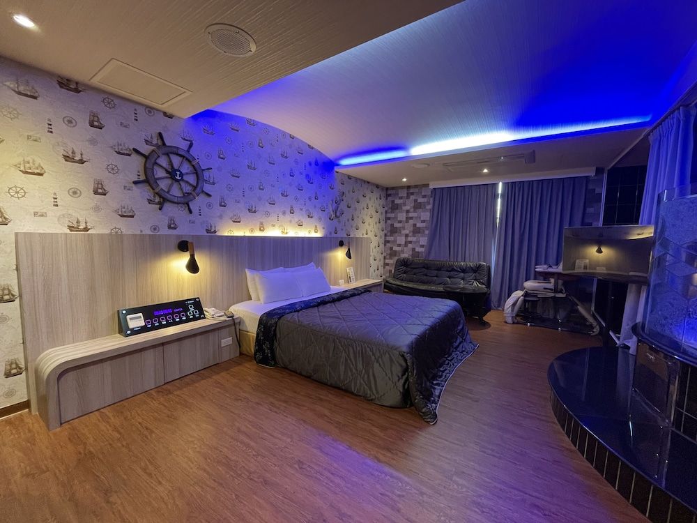 King & Princess Motel-Rende Elite Double Room, 1 Queen Bed 2