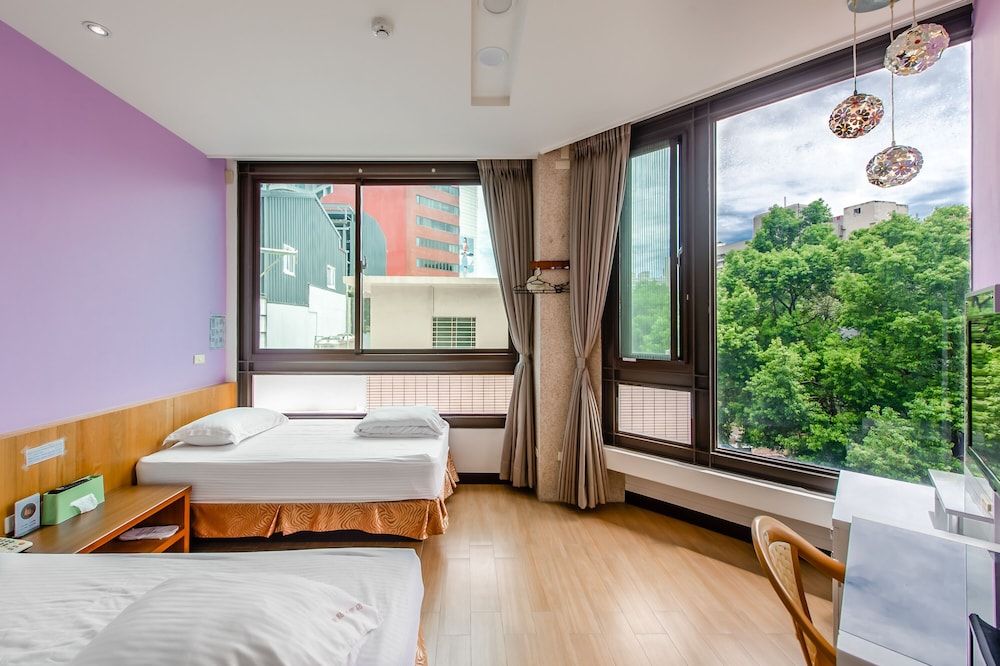 Lightness Hotel Twin Room, City View 9