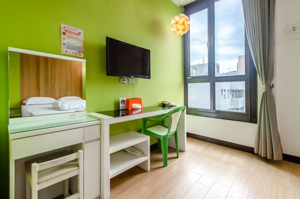 Lightness Hotel Family Quadruple Room 22