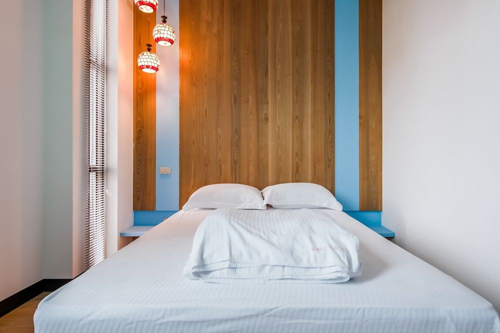 Lightness Hotel Family Quadruple Room 11