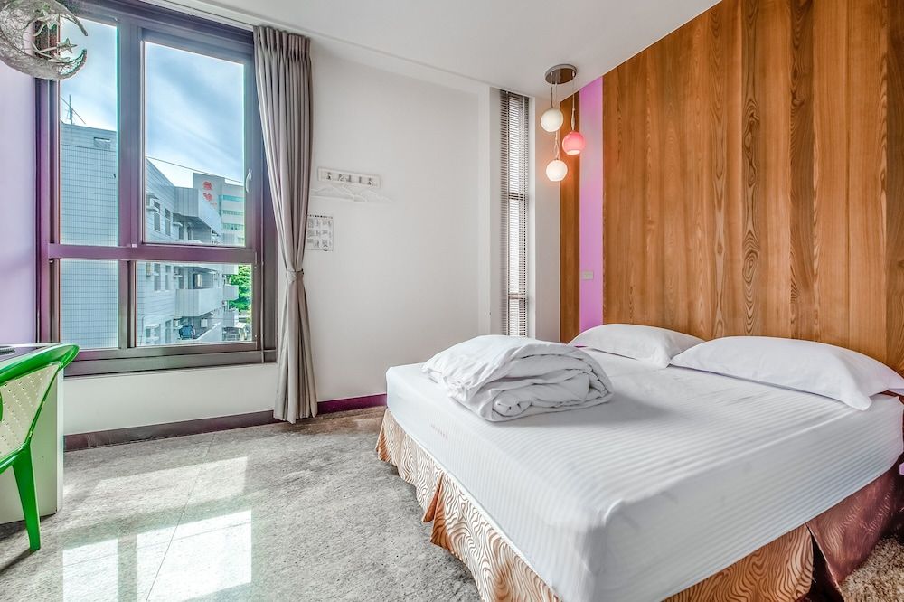 Lightness Hotel Family Quadruple Room 14