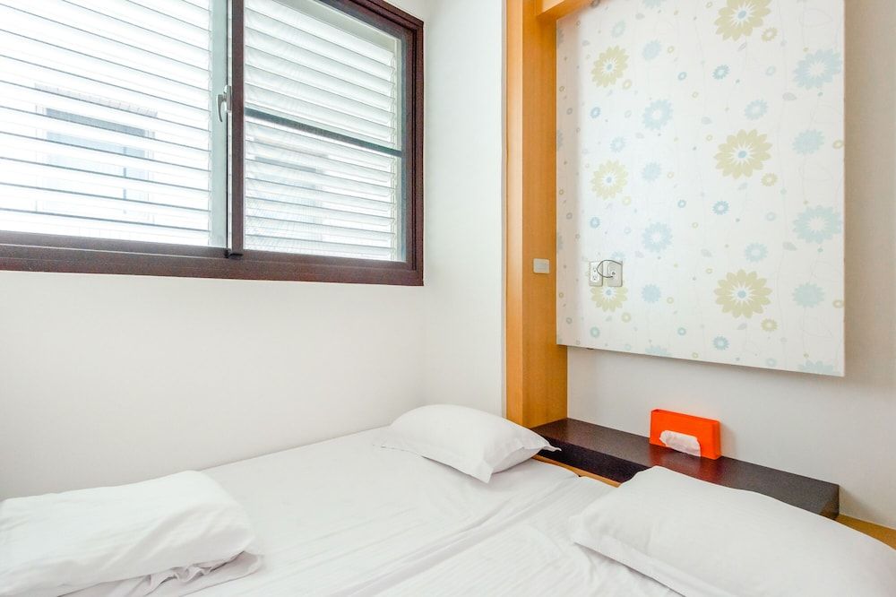 Lightness Hotel Family Quadruple Room 6