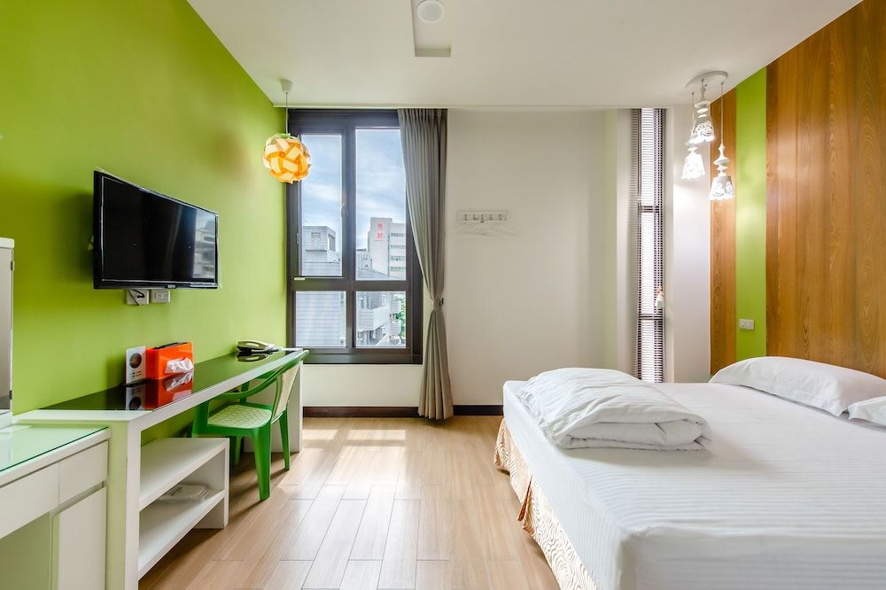 Lightness Hotel Family Quadruple Room 18