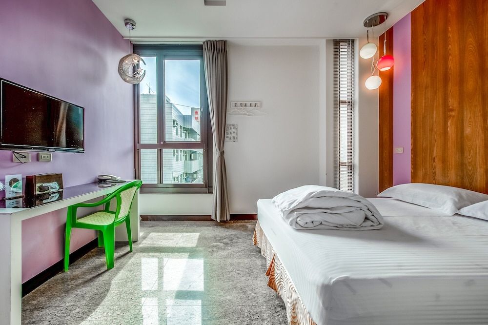 Lightness Hotel Family Quadruple Room 13