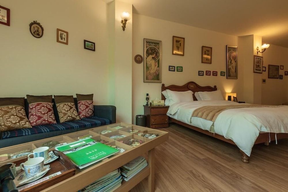 Tree Lake B&B Deluxe Double Room 2