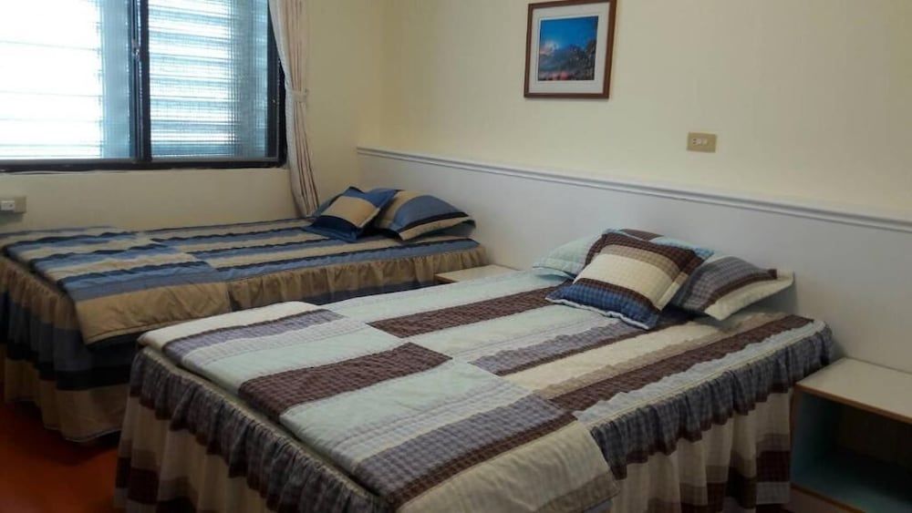 Standard Double Room, Shared Bathroom
