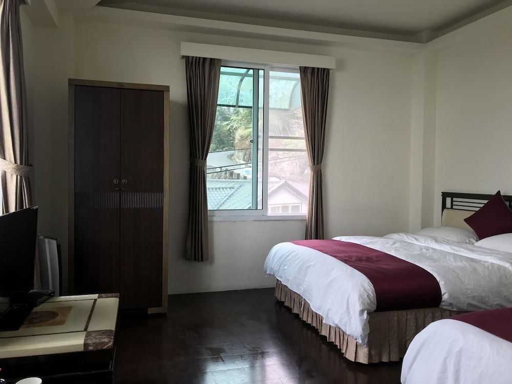 Quadruple Room, Mountain View