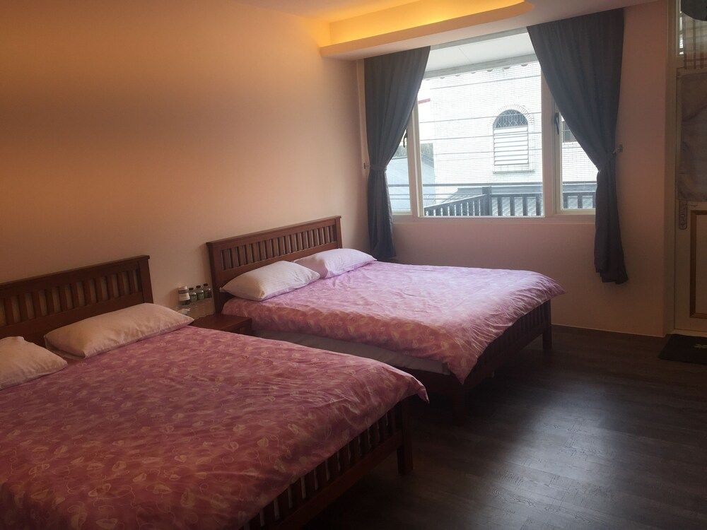 Classic Quadruple Room
