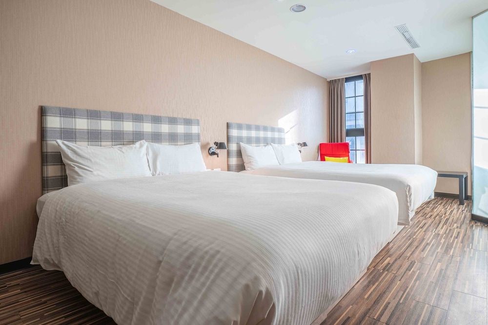 Deluxe Quadruple Room
