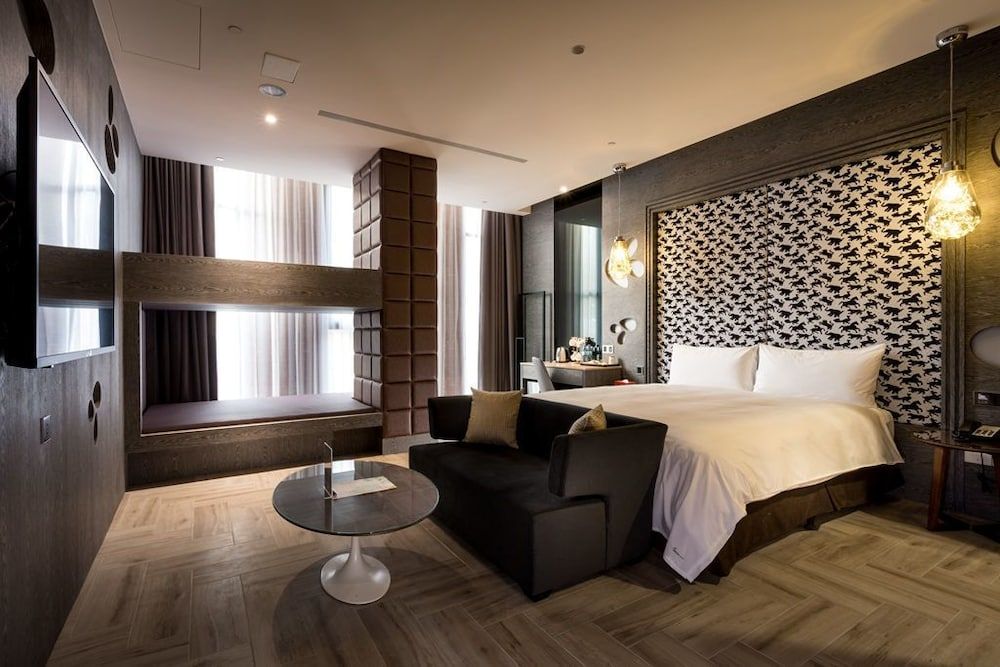 Family Children Suite (Consecutive night 11 pm check-out required)