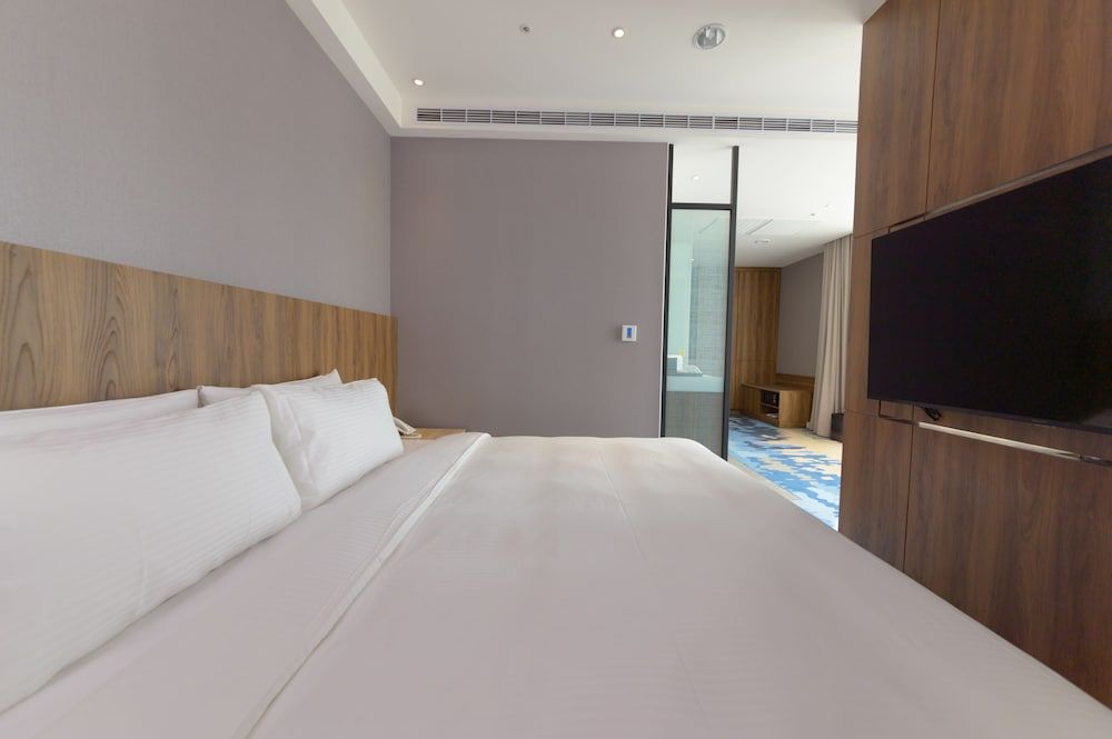 Golden Tulip Hotel Taichung Design Double Room 2