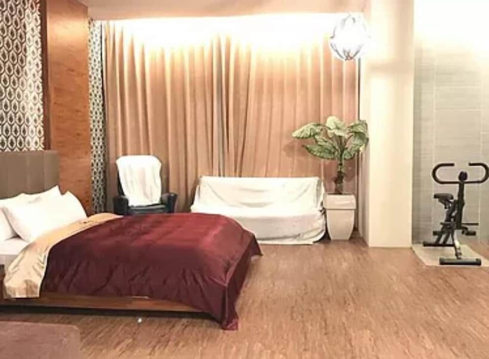 Hiye Motel Superior Double Room 3