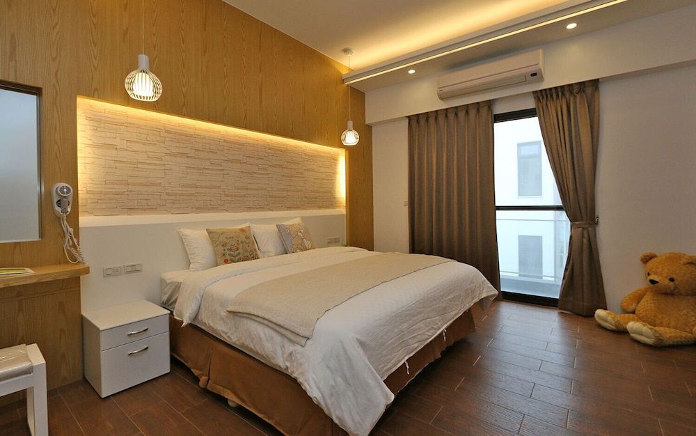 Double Room (301)