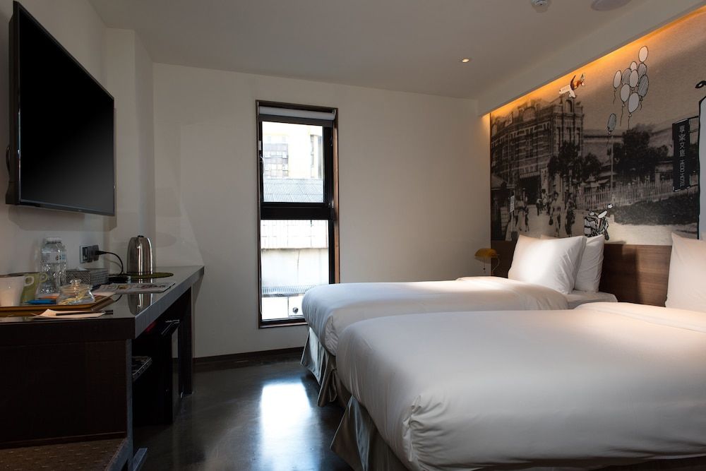 Ximen Hanzhong 19 Deluxe Double Room, Bathtub 5