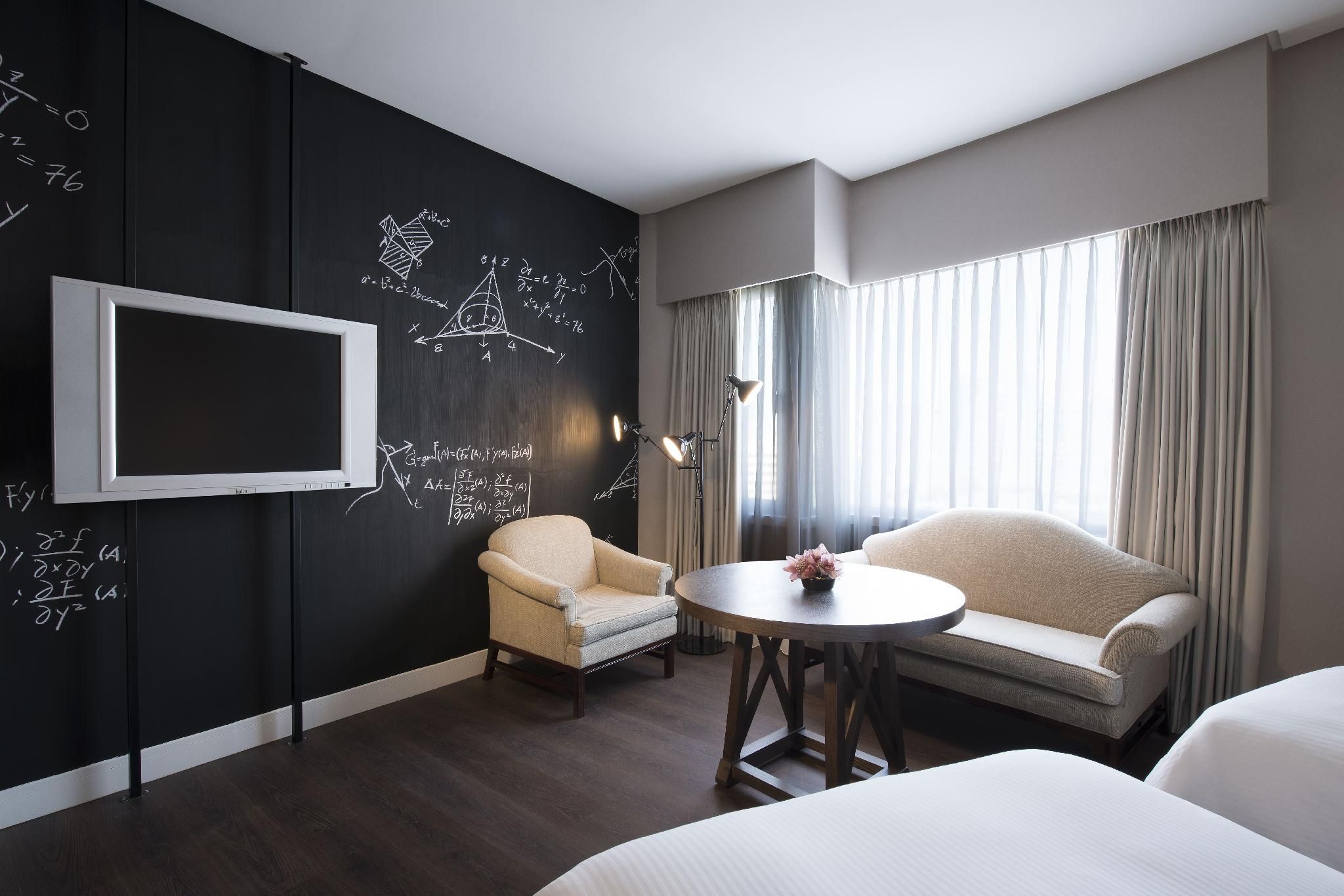 2 Single Beds Deluxe Non-smoking
