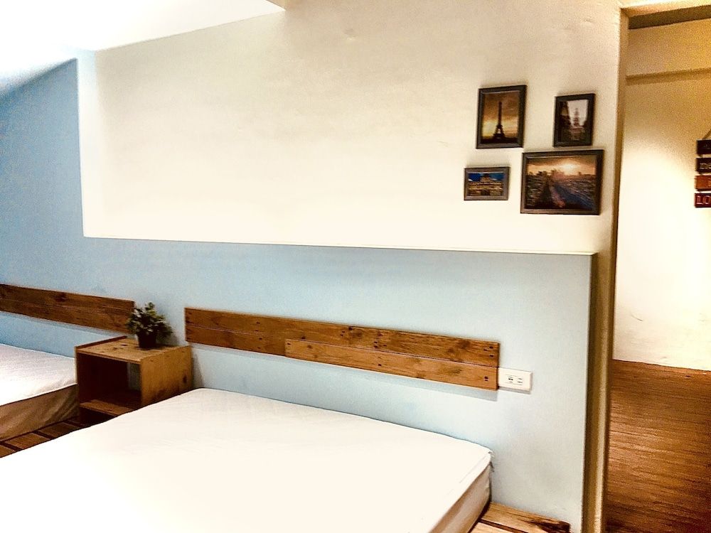 Super Star Hostel Ximending MRT Nordic Family Suite, 4-8 Pax, 2 Bedrooms, 1.5 Bathroom, Elevator Building