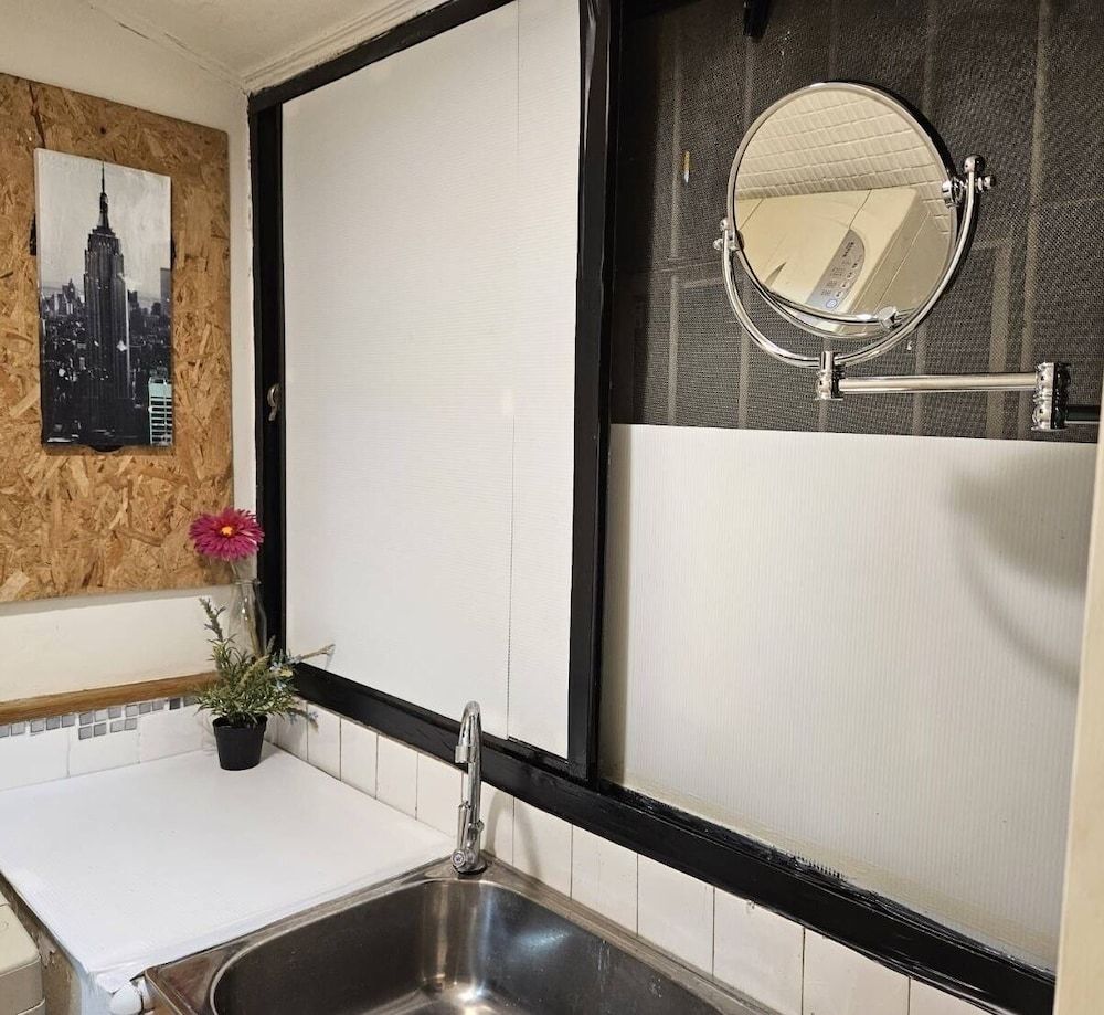 Super Star Hostel Ximending MRT Nordic Family Suite, 4-8 Pax, 2 Bedrooms, 1.5 Bathroom, Elevator Building 7