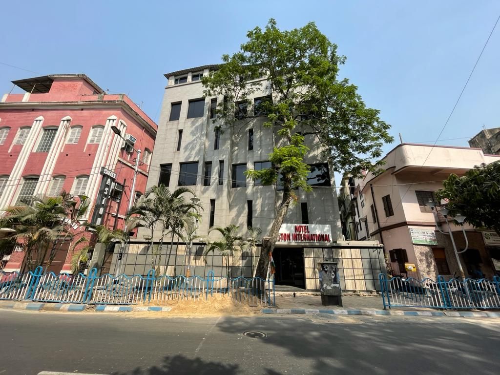 undefined HOTEL ASTON INTERNATIONAL 6