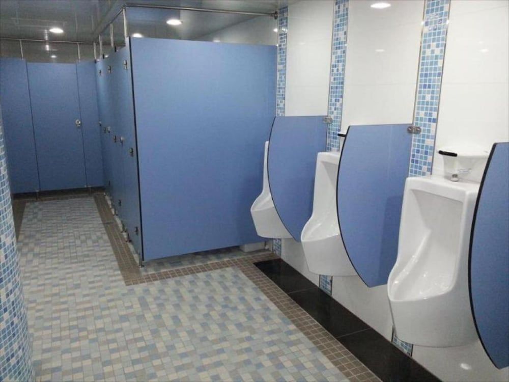 Homy Inn Zhongxiao Dunhua 1 Bed in Mixed Dormitory 8