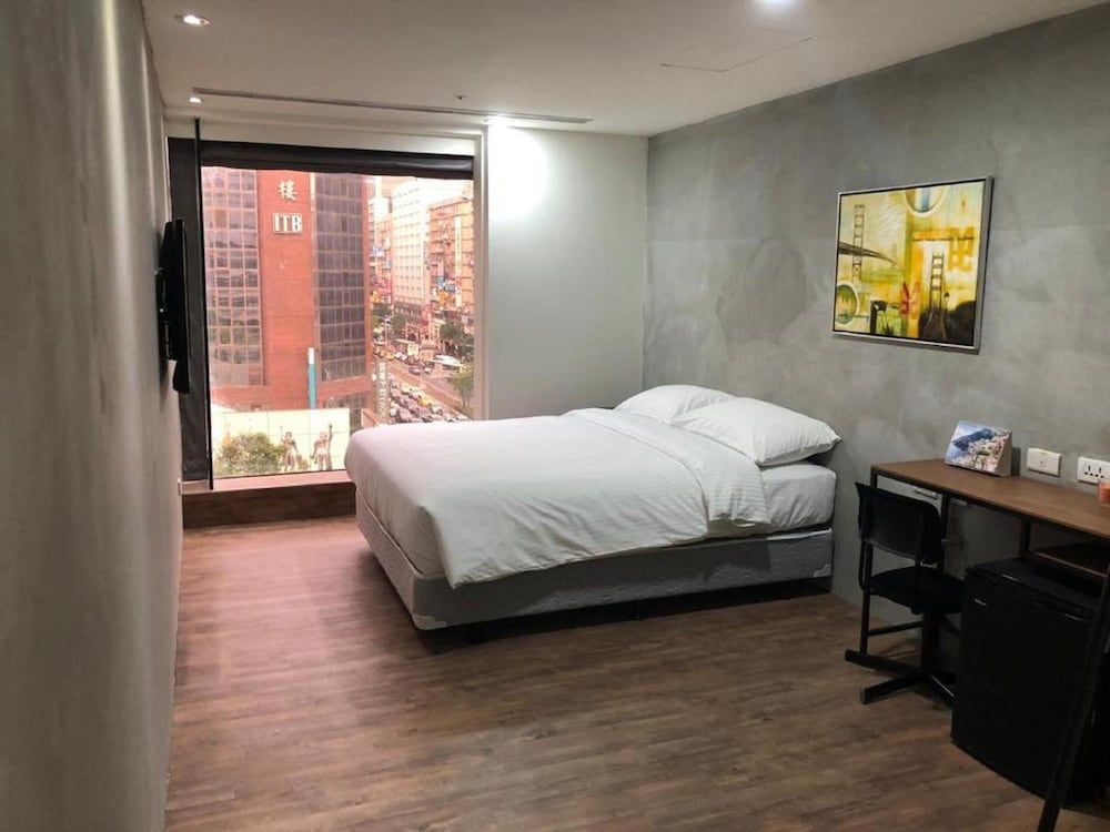 undefined Homy Inn Zhongxiao Dunhua 3