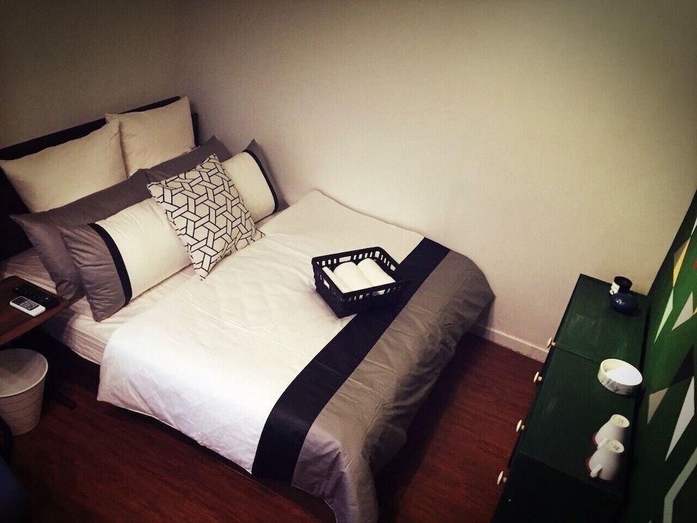 undefined JN Home inn 8